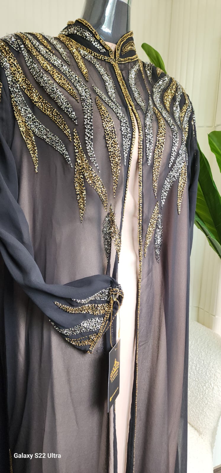 Signature Dubai Abaya