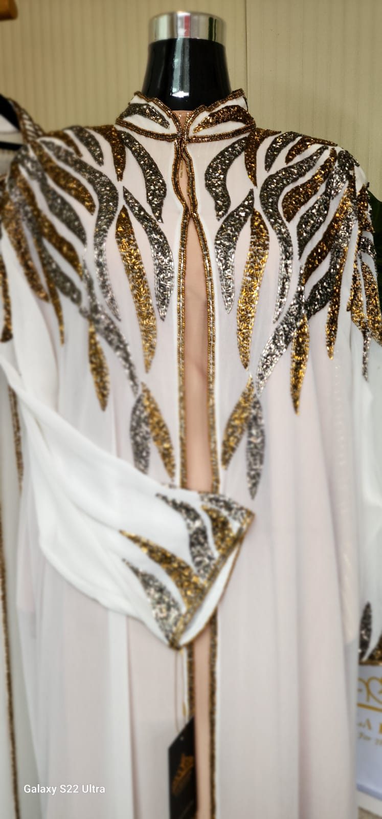 Signature Dubai Abaya