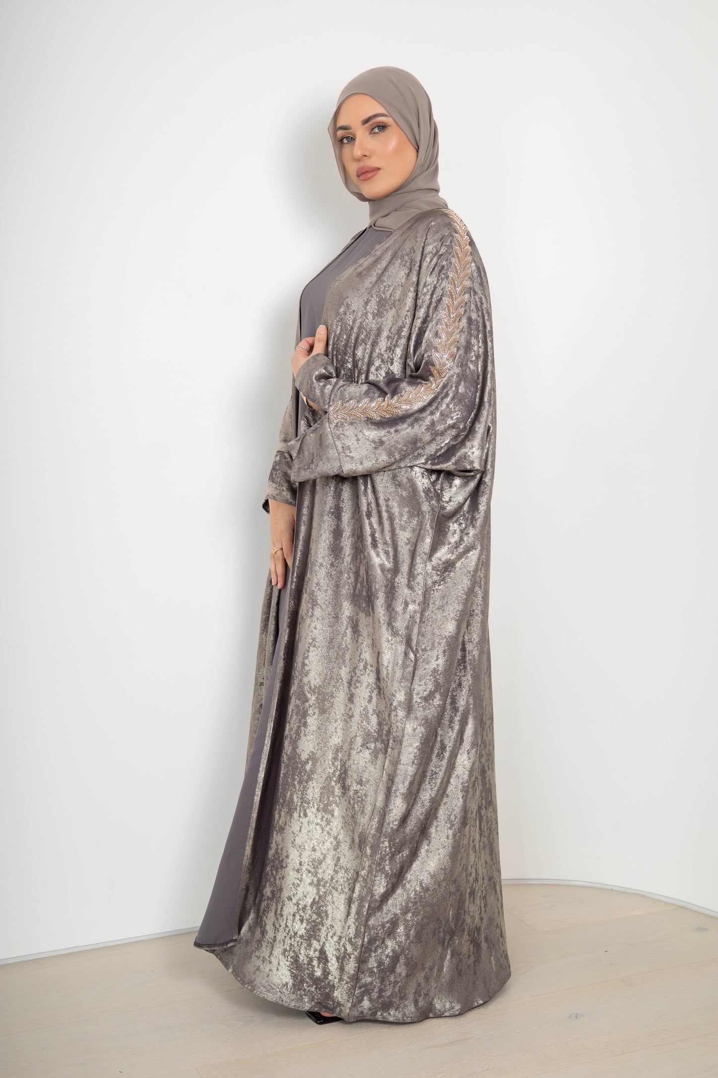 Beaded Metallica Abaya – 3-Piece Set