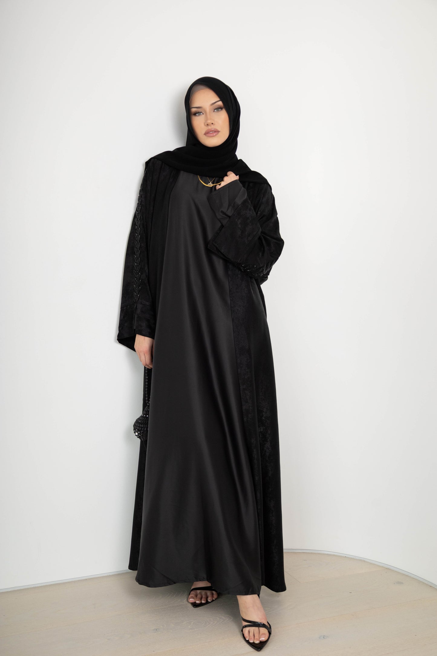 Beaded Metallica Abaya – 3-Piece Set