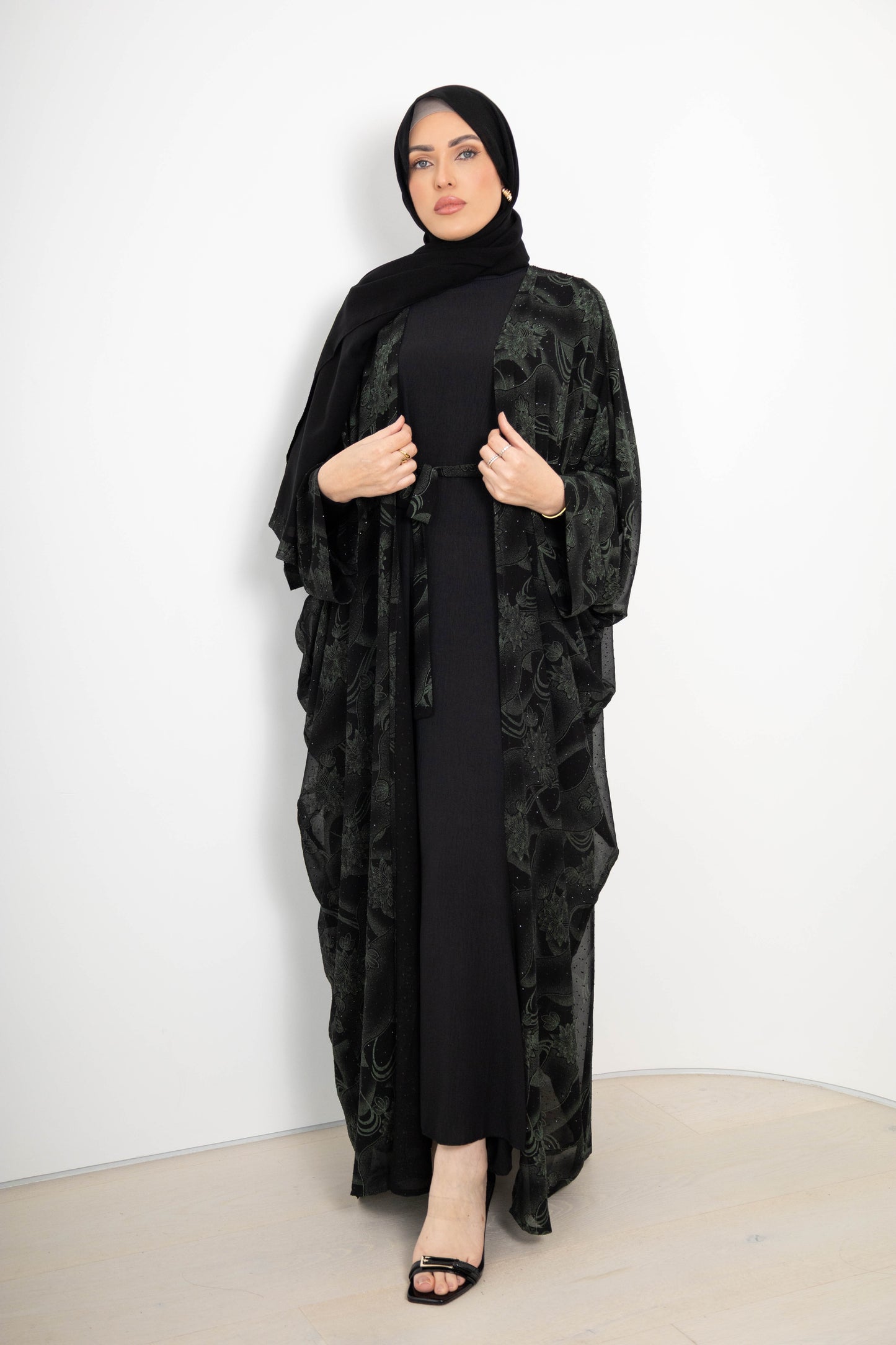 Zahra Abaya – 4-Piece Set
