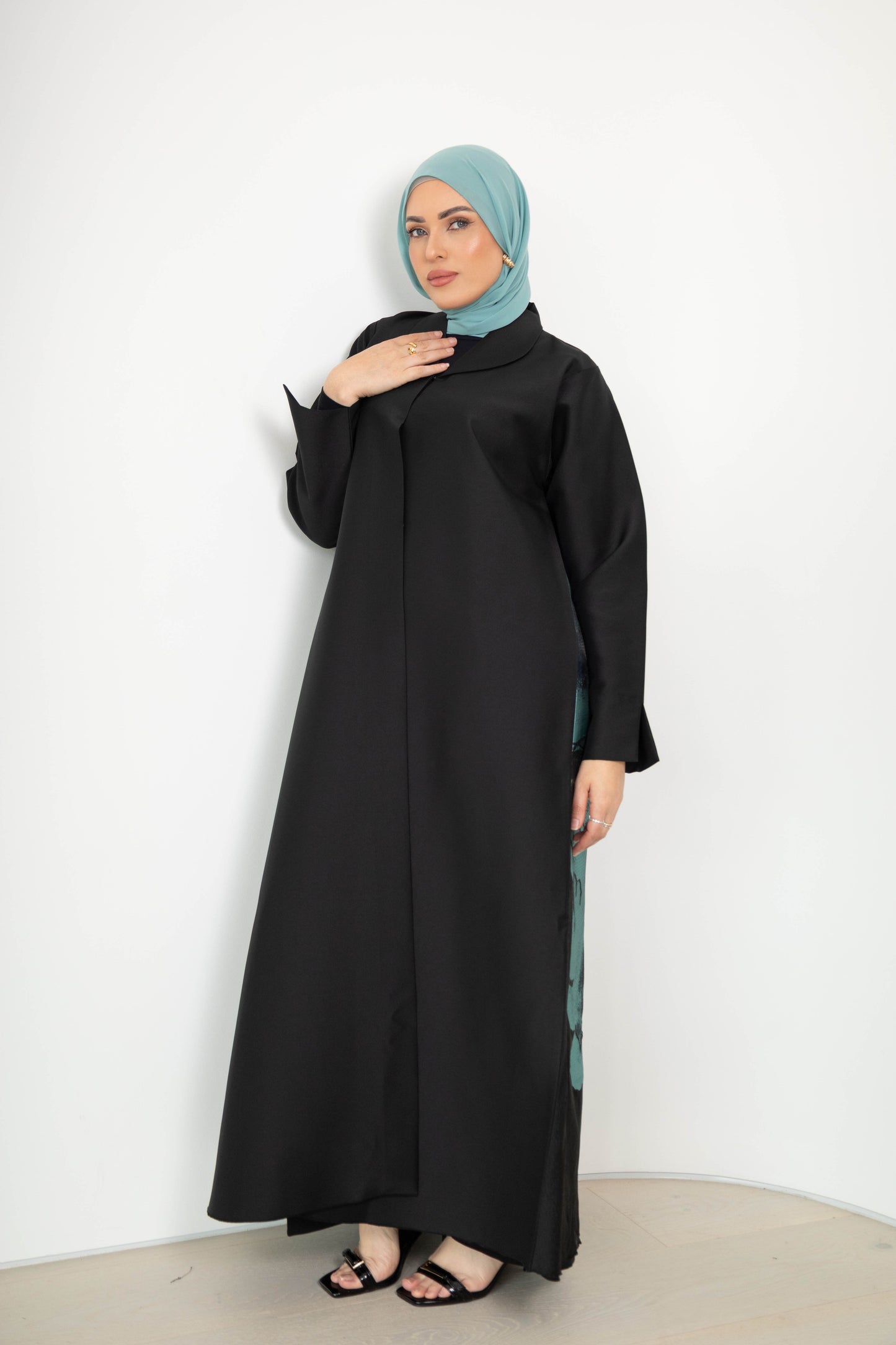 Zara Foils Abaya with Scarf