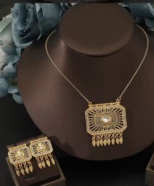 Queen Sheeba Necklace and Earing set
