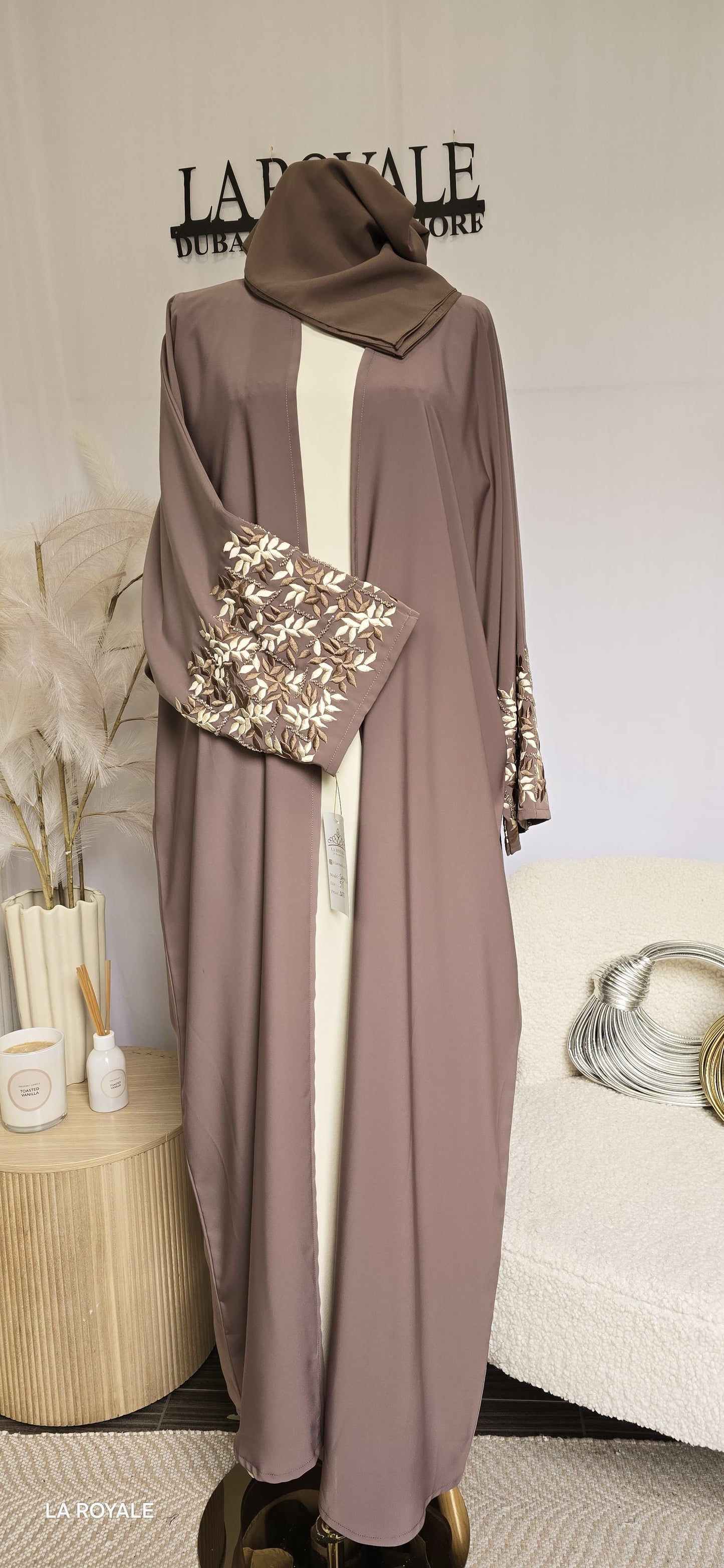 Sopiha Abaya with Scarf
