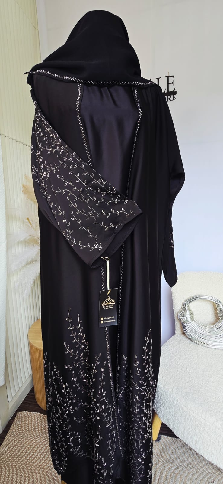 Maya Abaya – 4-Piece Set