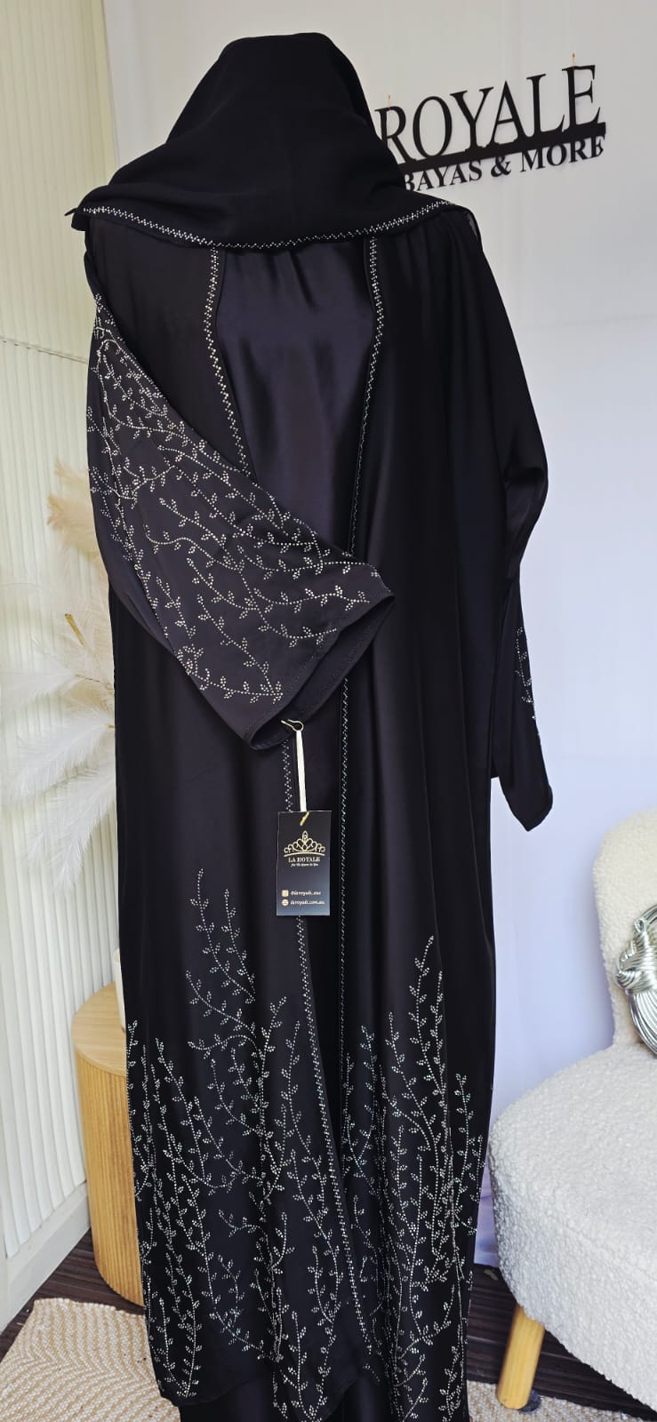 Maya Abaya – 4-Piece Set