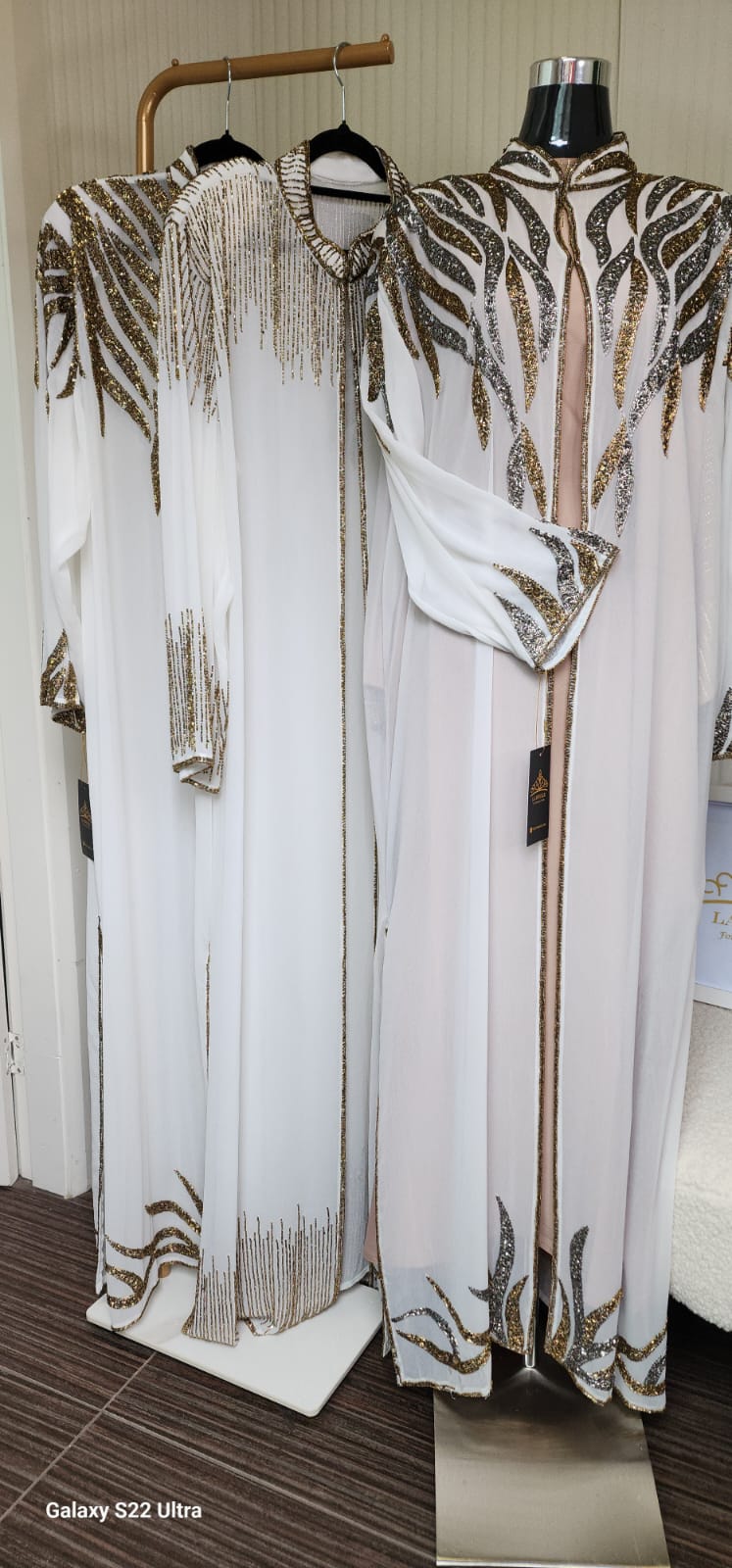 Signature Dubai Abaya