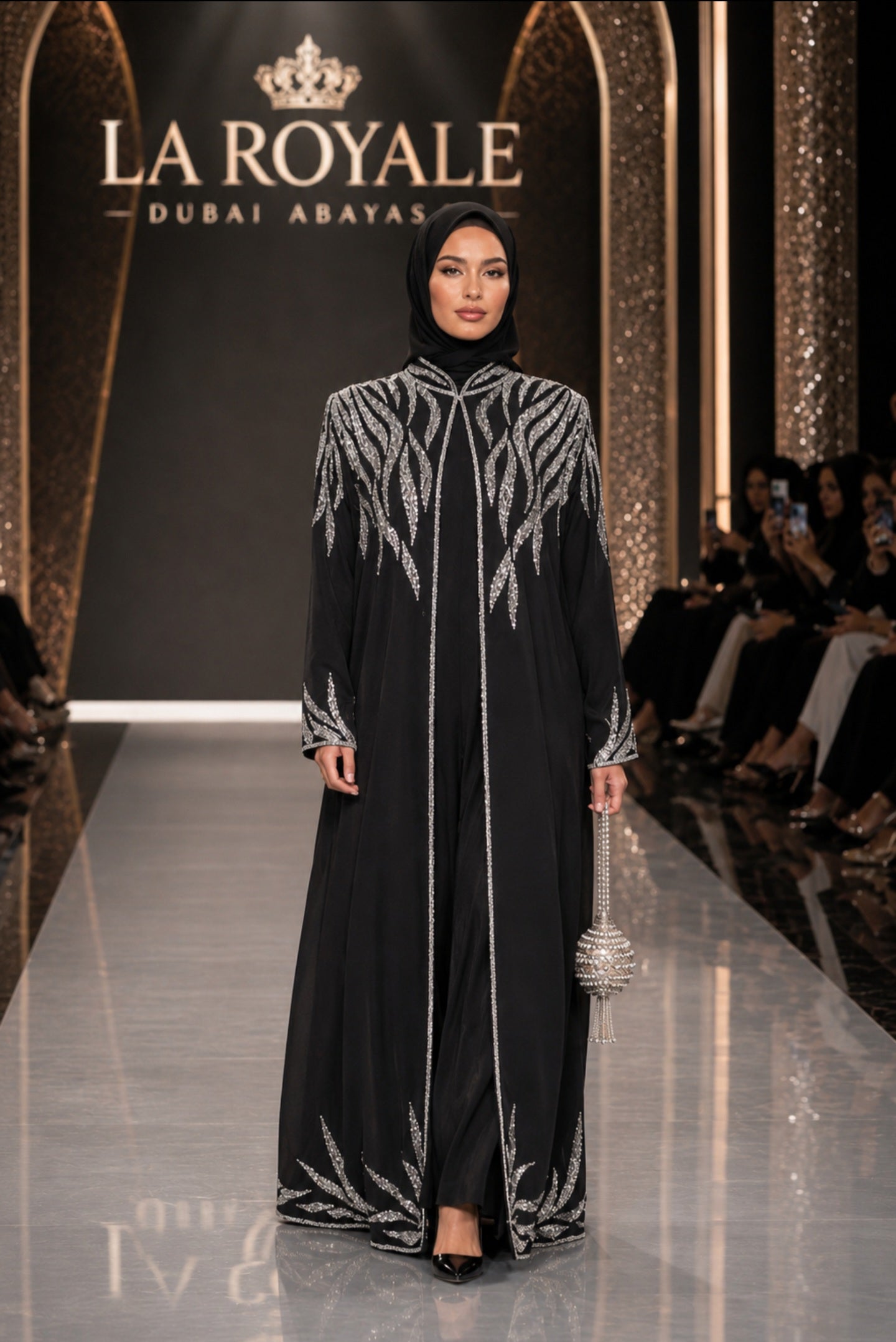 ARABESQUE STRAIGHT CUT