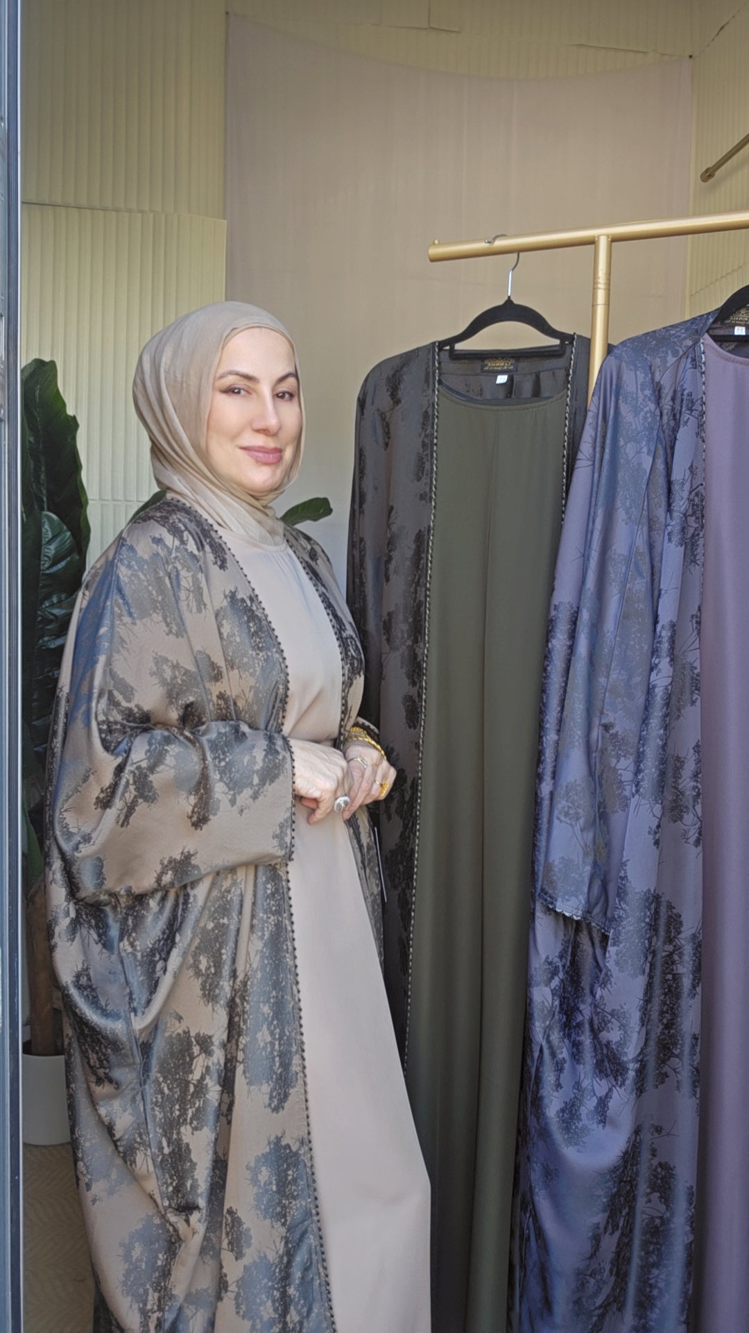 VOGUE 4pc abaya set